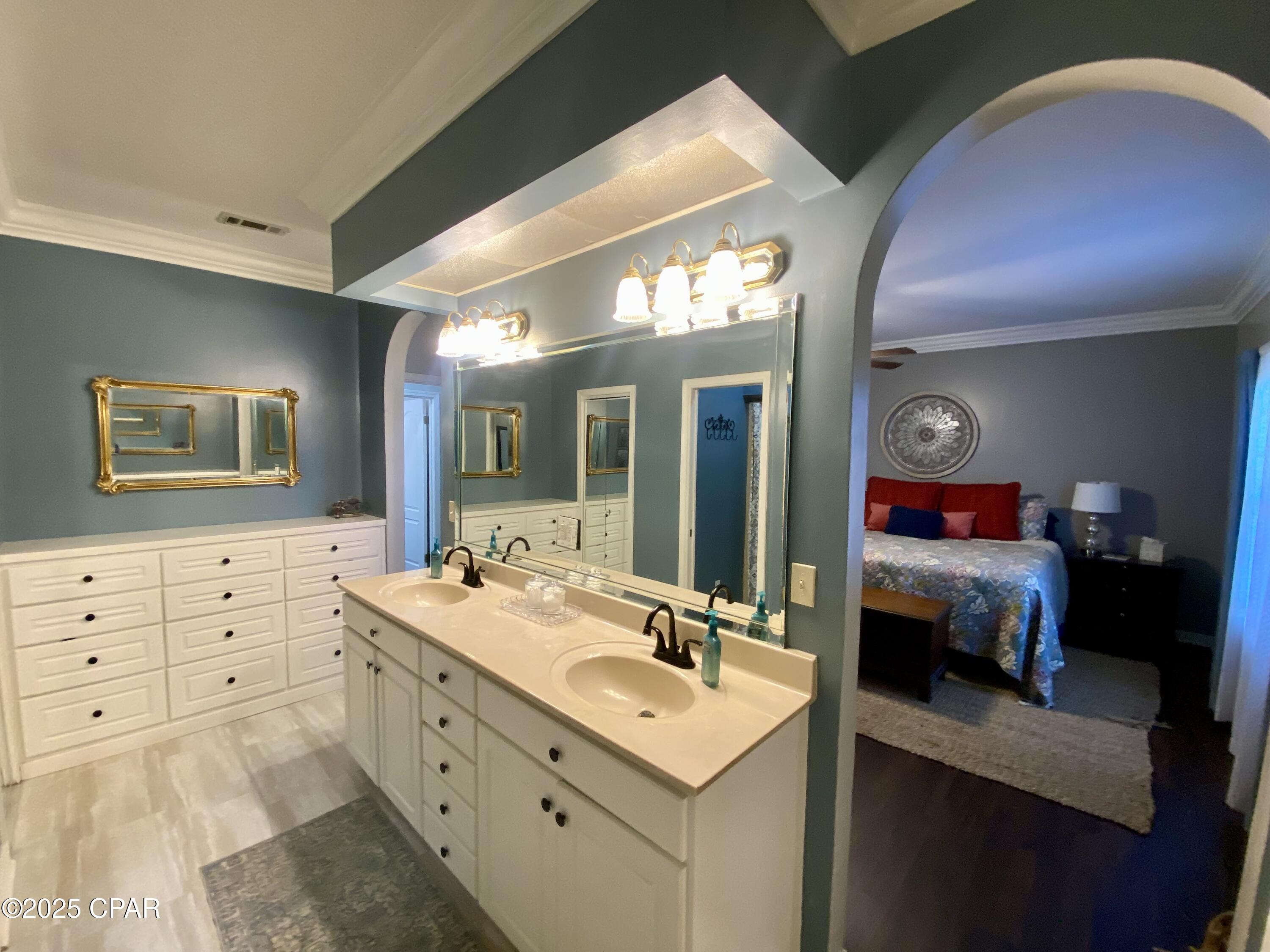 North Oaks - Residential