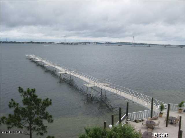 Hibiscus By The Bay - Residential