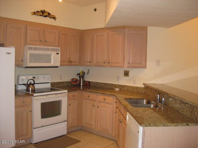 Hibiscus By The Bay - Residential