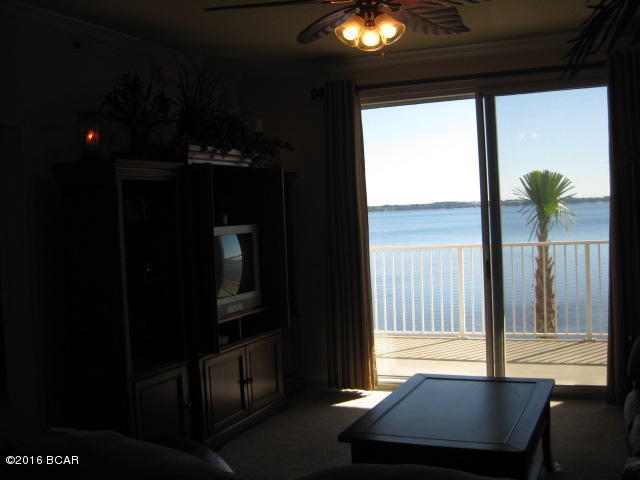 Hibiscus By The Bay - Residential