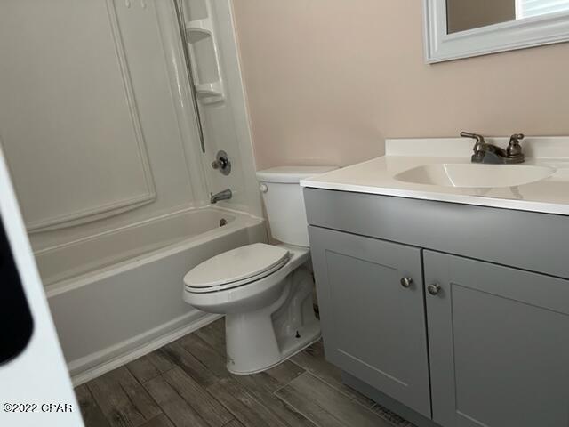 Shadow Bay Unt 3 & 4 - Residential