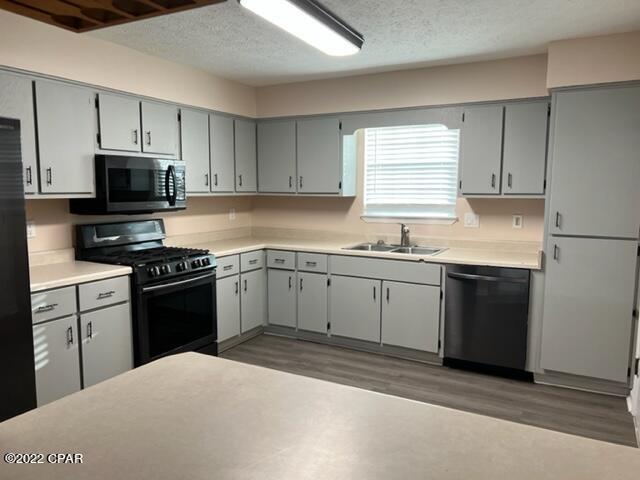 Shadow Bay Unt 3 & 4 - Residential