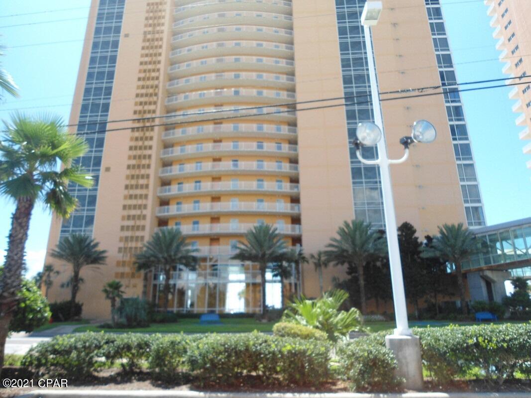 Splash Condo - Residential