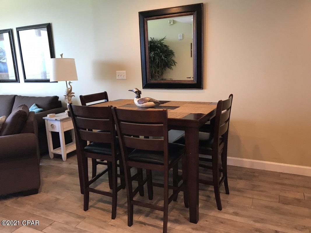 Splash Condo - Residential