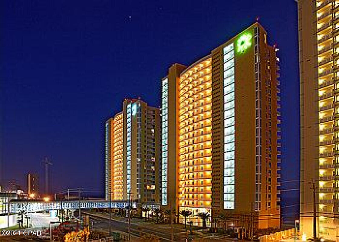 Splash Condo - Residential