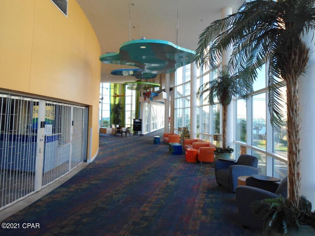 Splash Condo - Residential