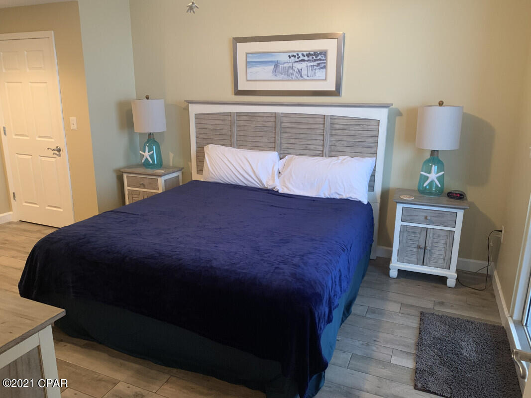 Splash Condo - Residential