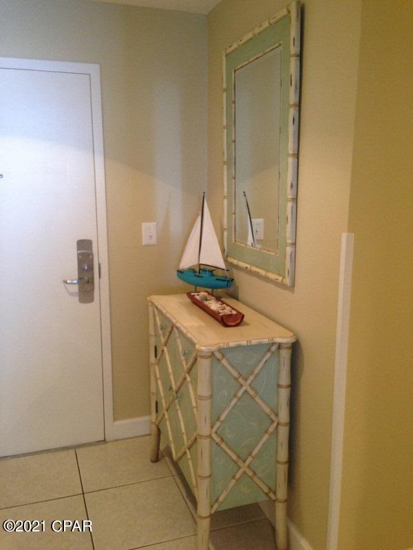 Splash Condo - Residential