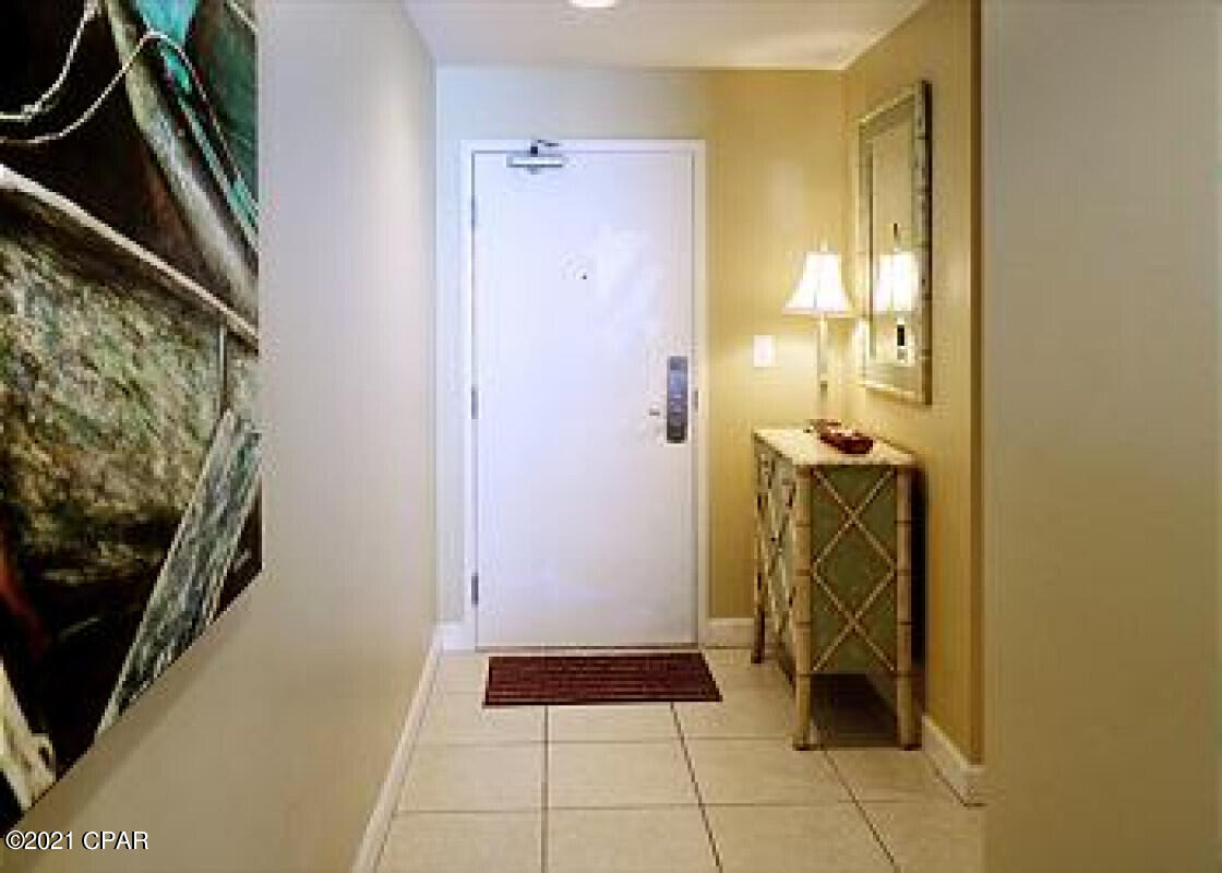 Splash Condo - Residential