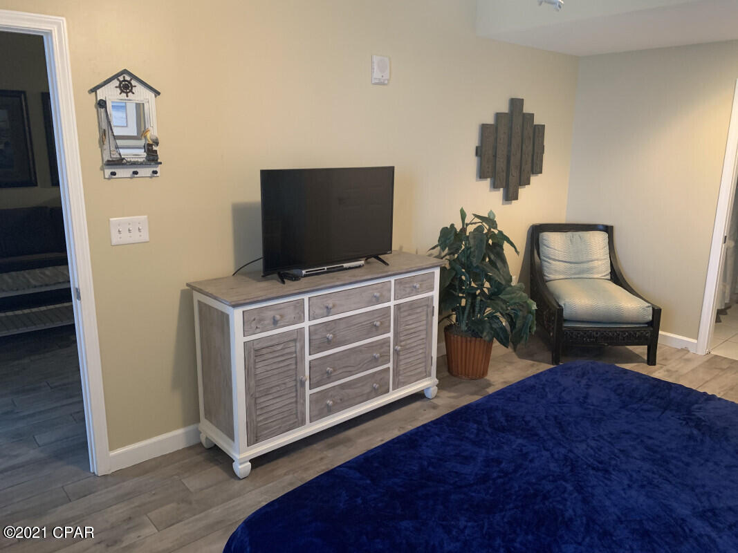 Splash Condo - Residential