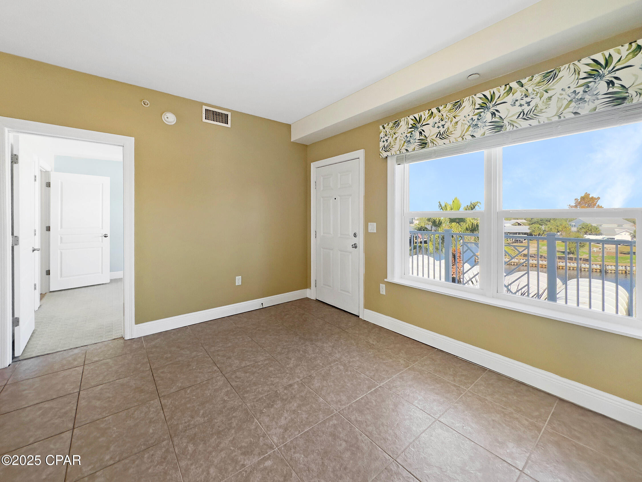 Tranquil Harbour - Residential