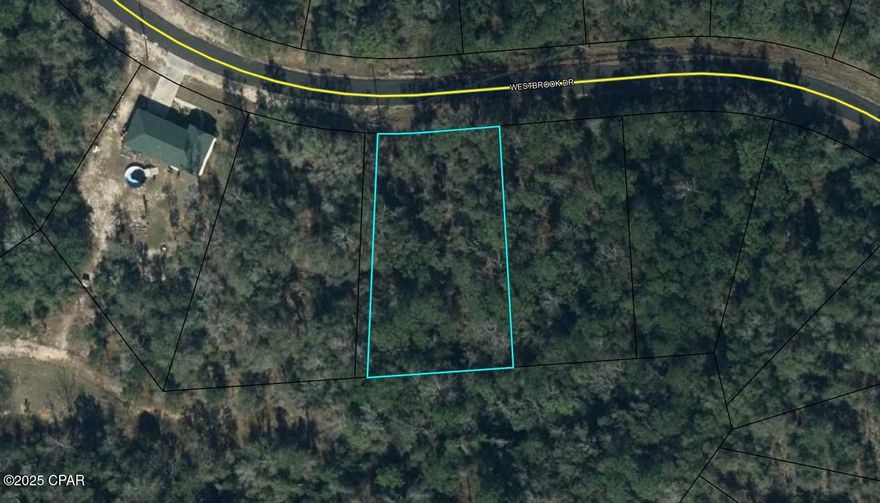 Great building lot in Sunny Hills. Close proximity to the popular and affordable 18 hole public golf course. There are several major home builders working in this community to accommodate the growth moving north out of Panama City. HWY 77 is in the process of being 4 laned all the way from Chipley to Panama City. Sunny Hills is a deed restricted community (no mobile homes). Sunny Hills also feature several great fishing lakes and Boat Lake with its white sand beach swimming hole. You owe it to yourself to check out this community. Great opportunity to invest in the future of the Florida Panhandle.
