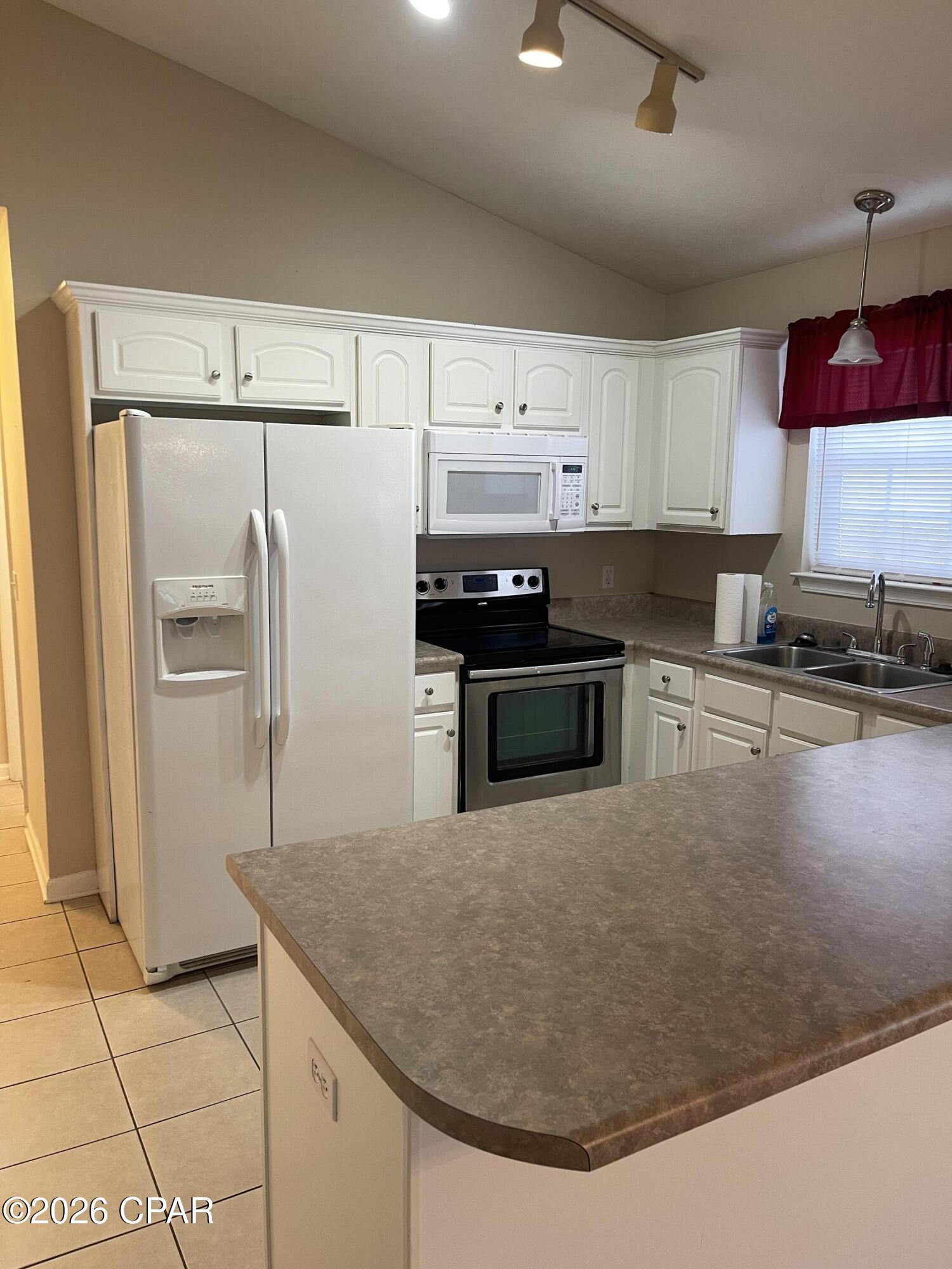 Palm Cove - Residential