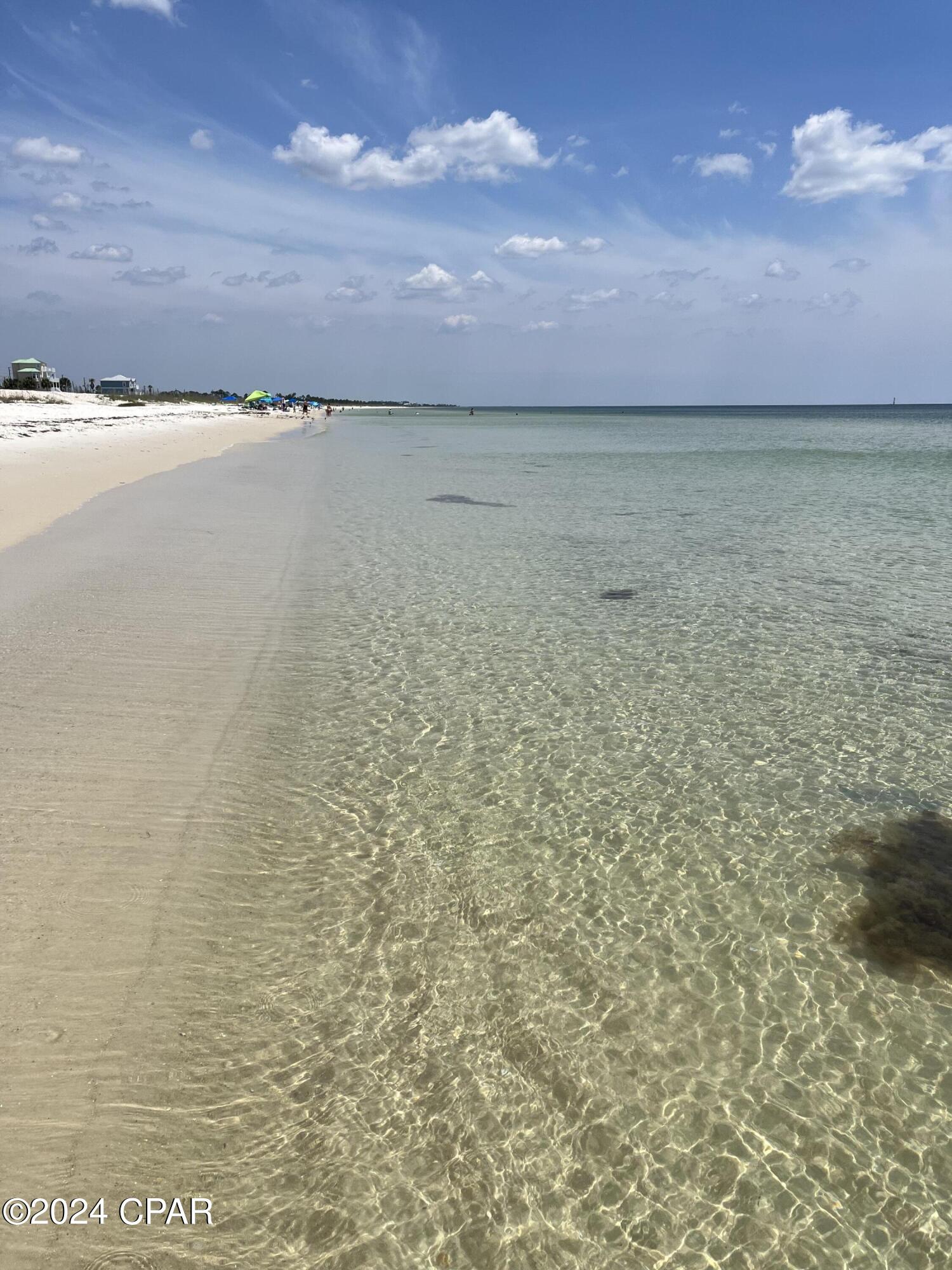 Yons Addition - Land