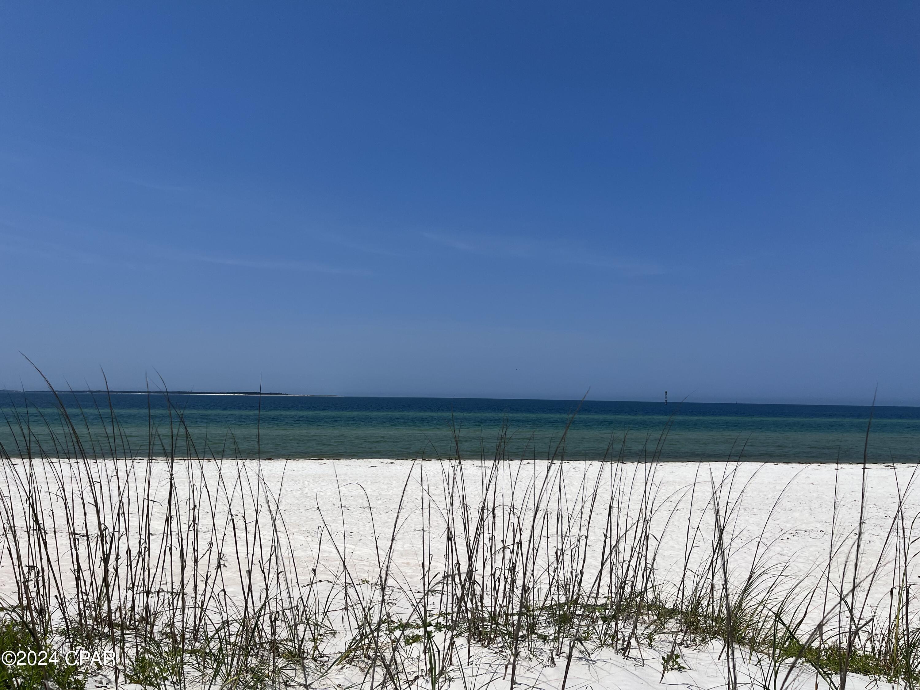 Yons Addition - Land