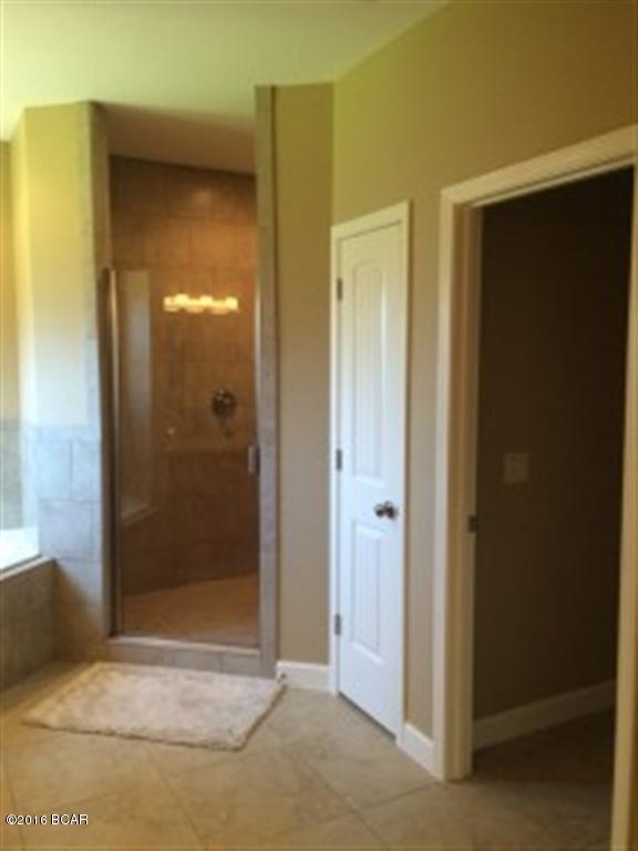 Colony Club - Residential