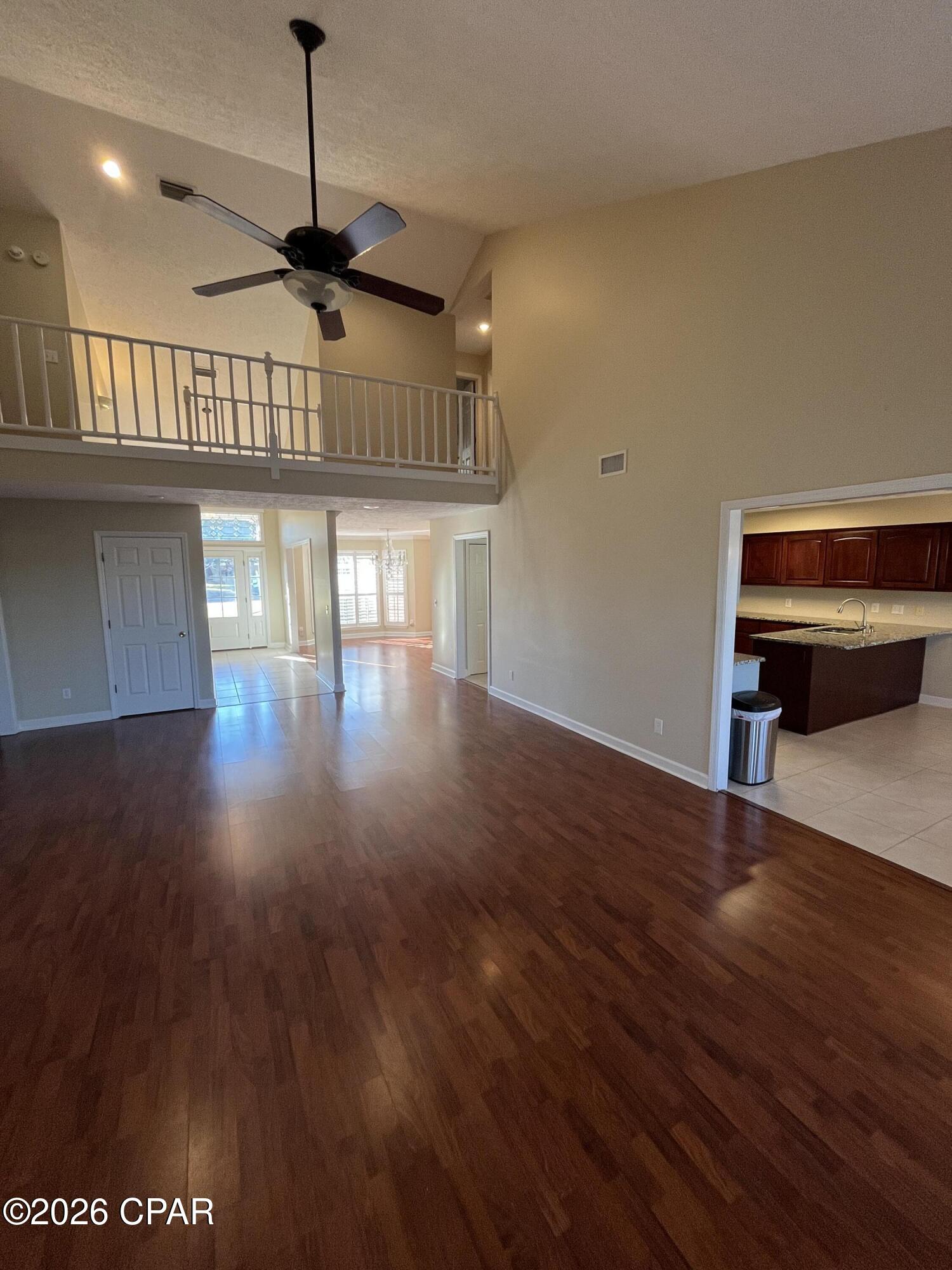 Country Club Harbour Estates - Residential