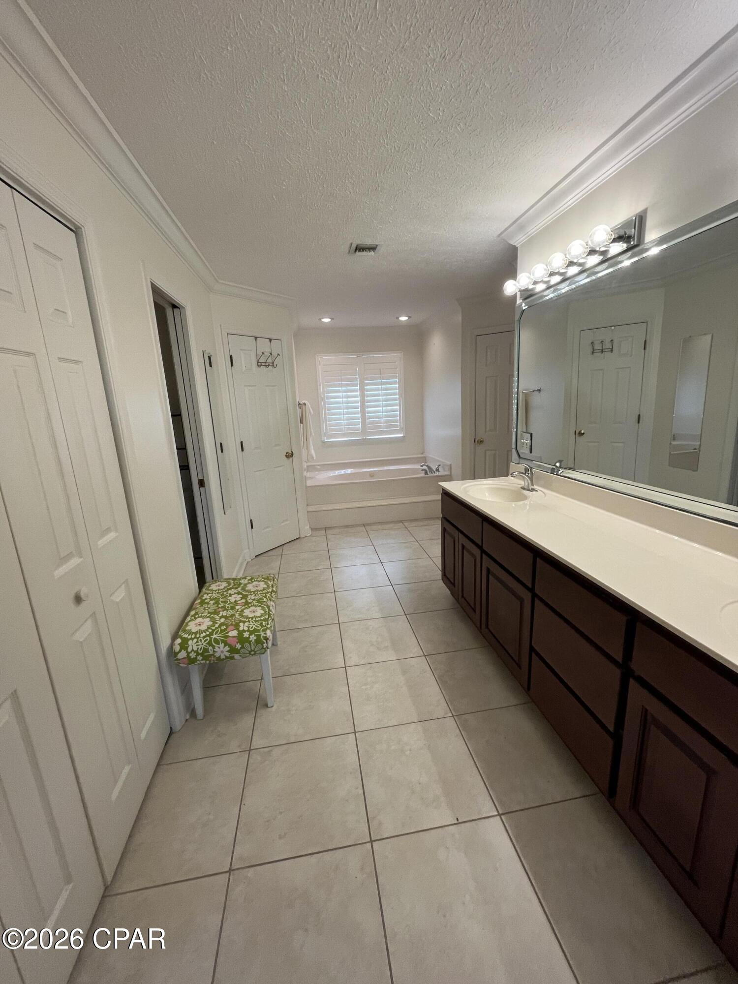 Country Club Harbour Estates - Residential