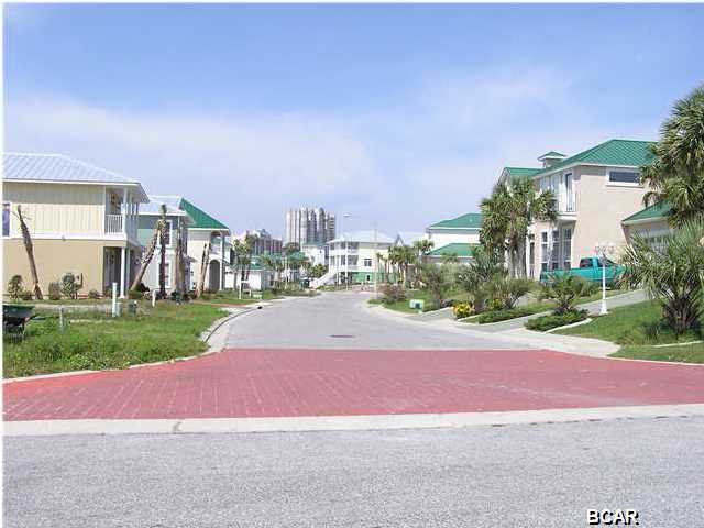 Lakes At Summer Breeze - Land