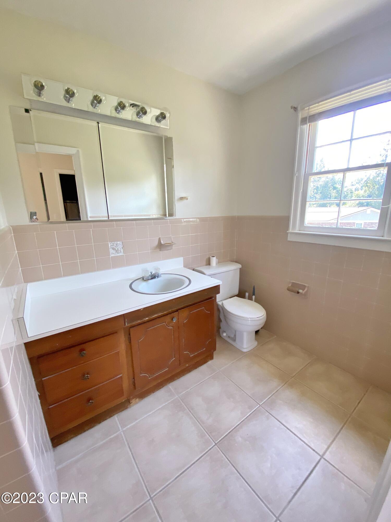 Country Club Hills #2 - Residential