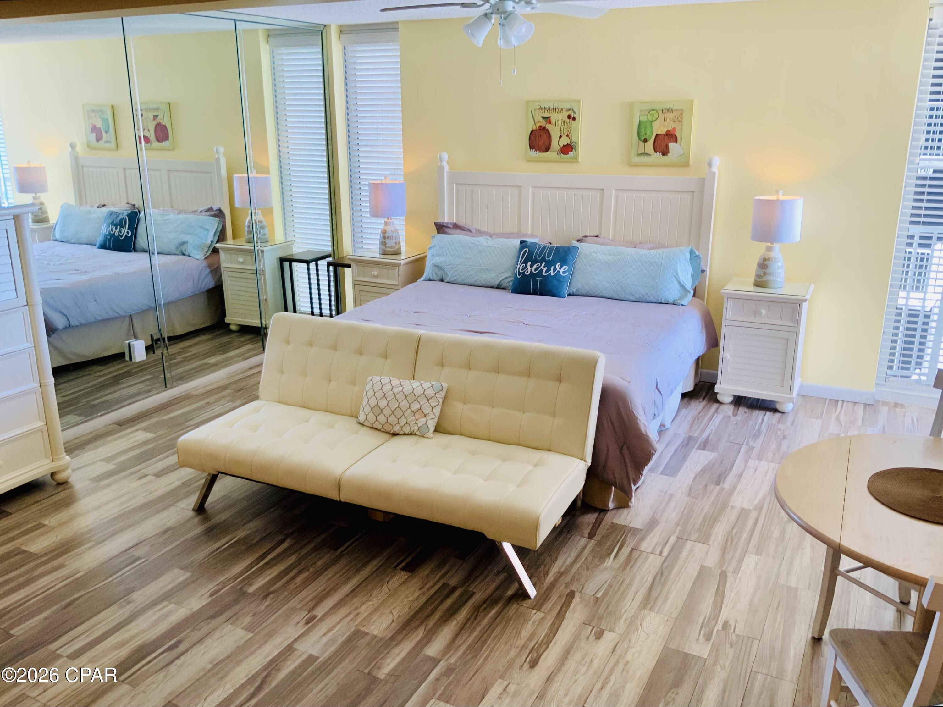 Long Beach Towers I - Residential