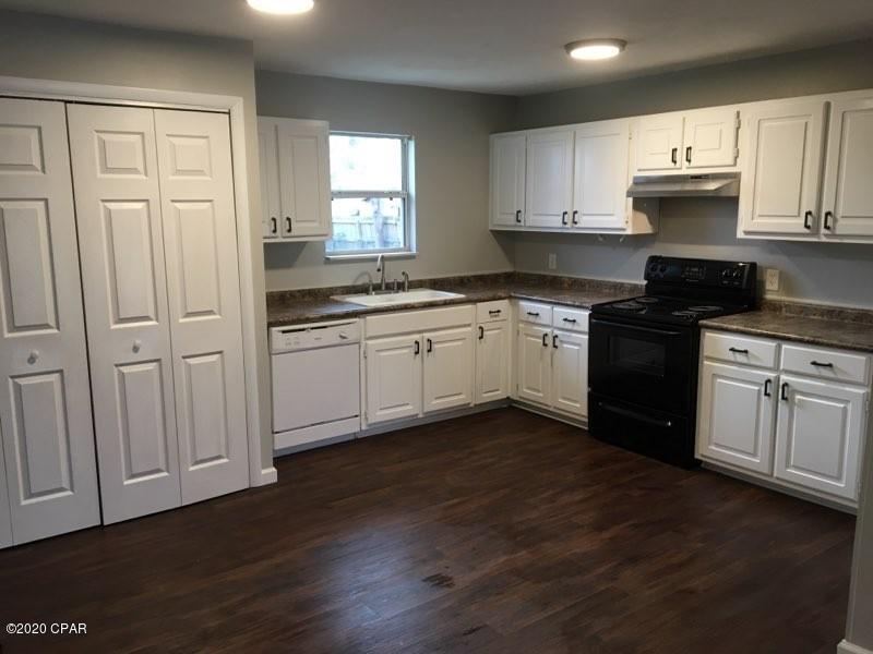 [No Recorded Subdiv] - Residential Lease