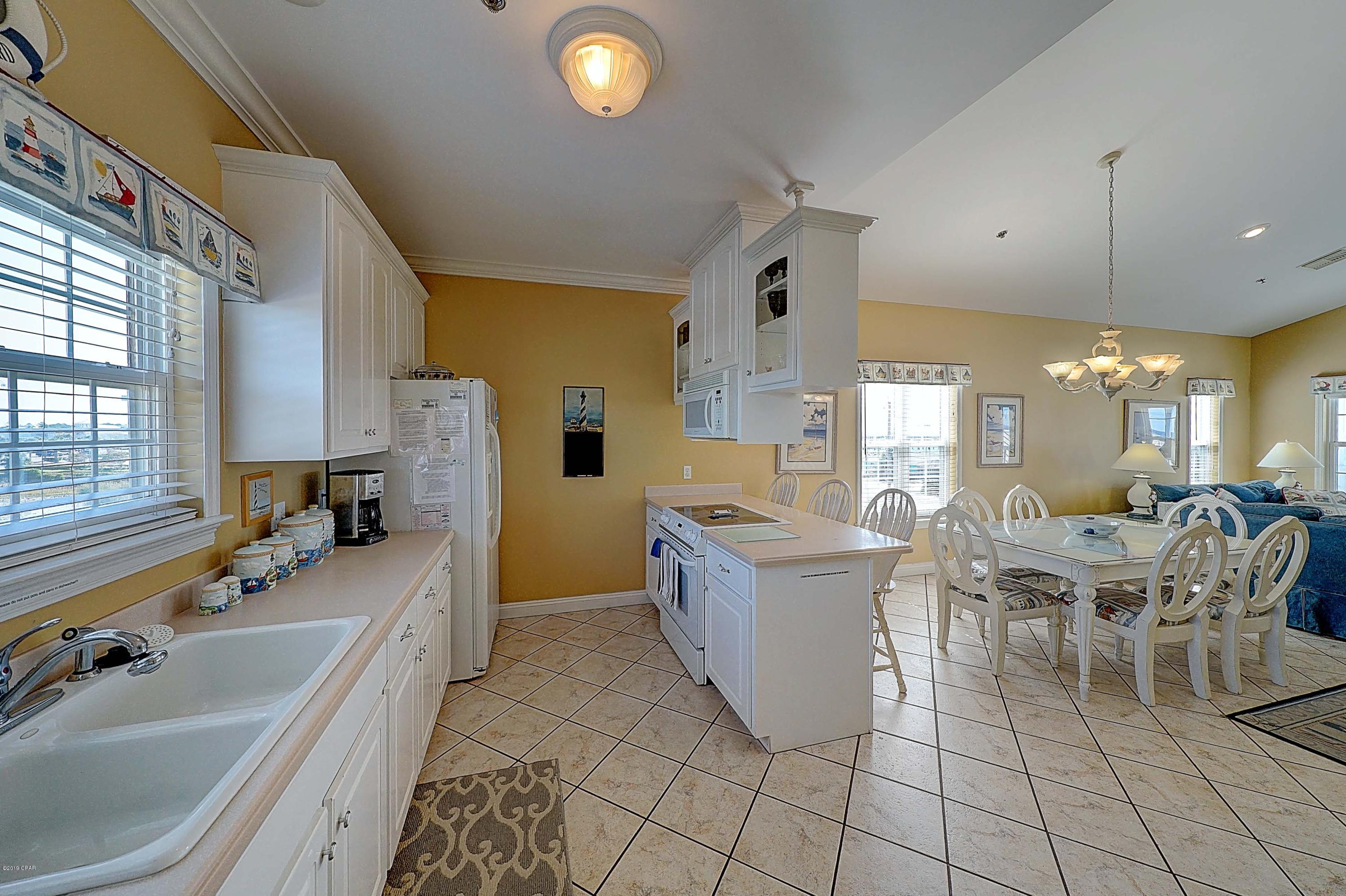 Summer Towne Cottage Condo Ph II - Residential