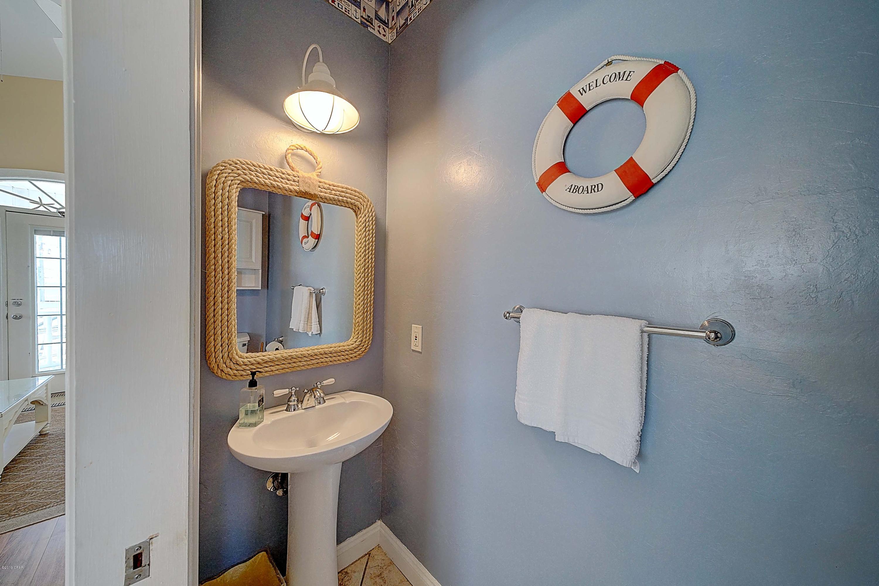 Summer Towne Cottage Condo Ph II - Residential