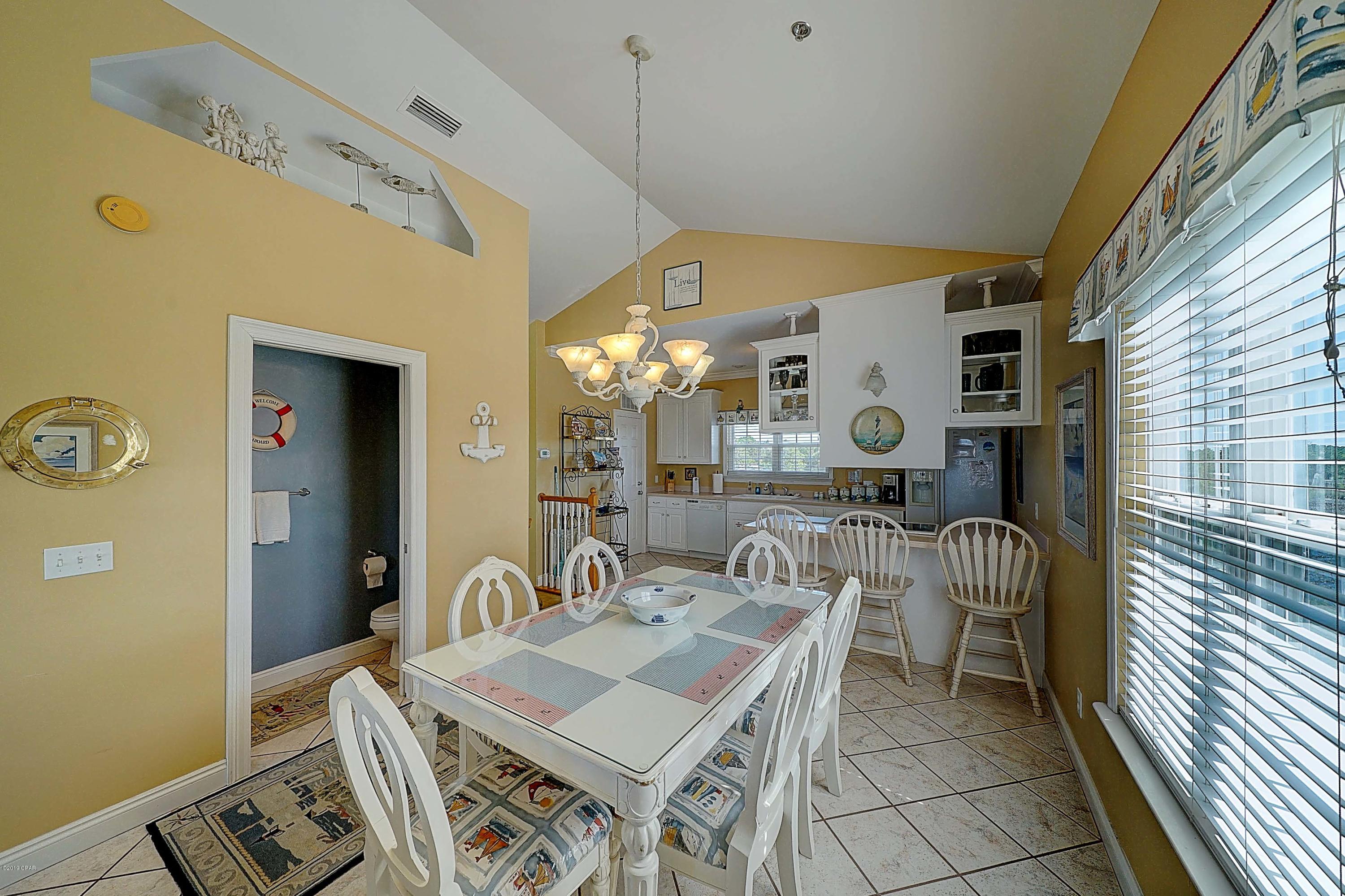 Summer Towne Cottage Condo Ph II - Residential