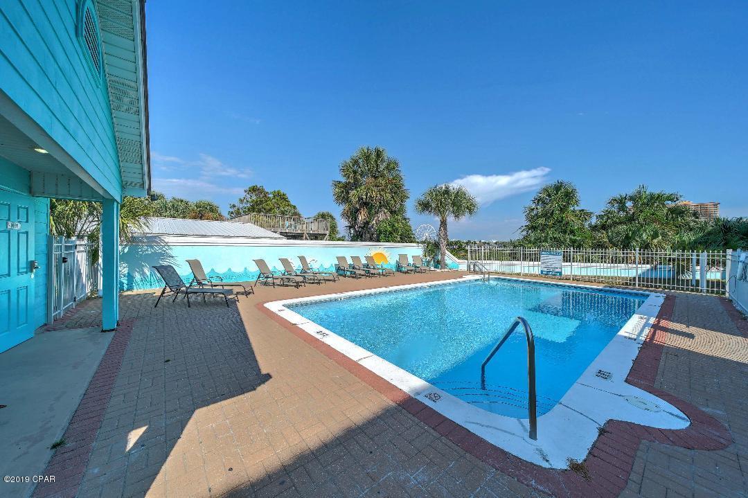 Summer Towne Cottage Condo Ph II - Residential