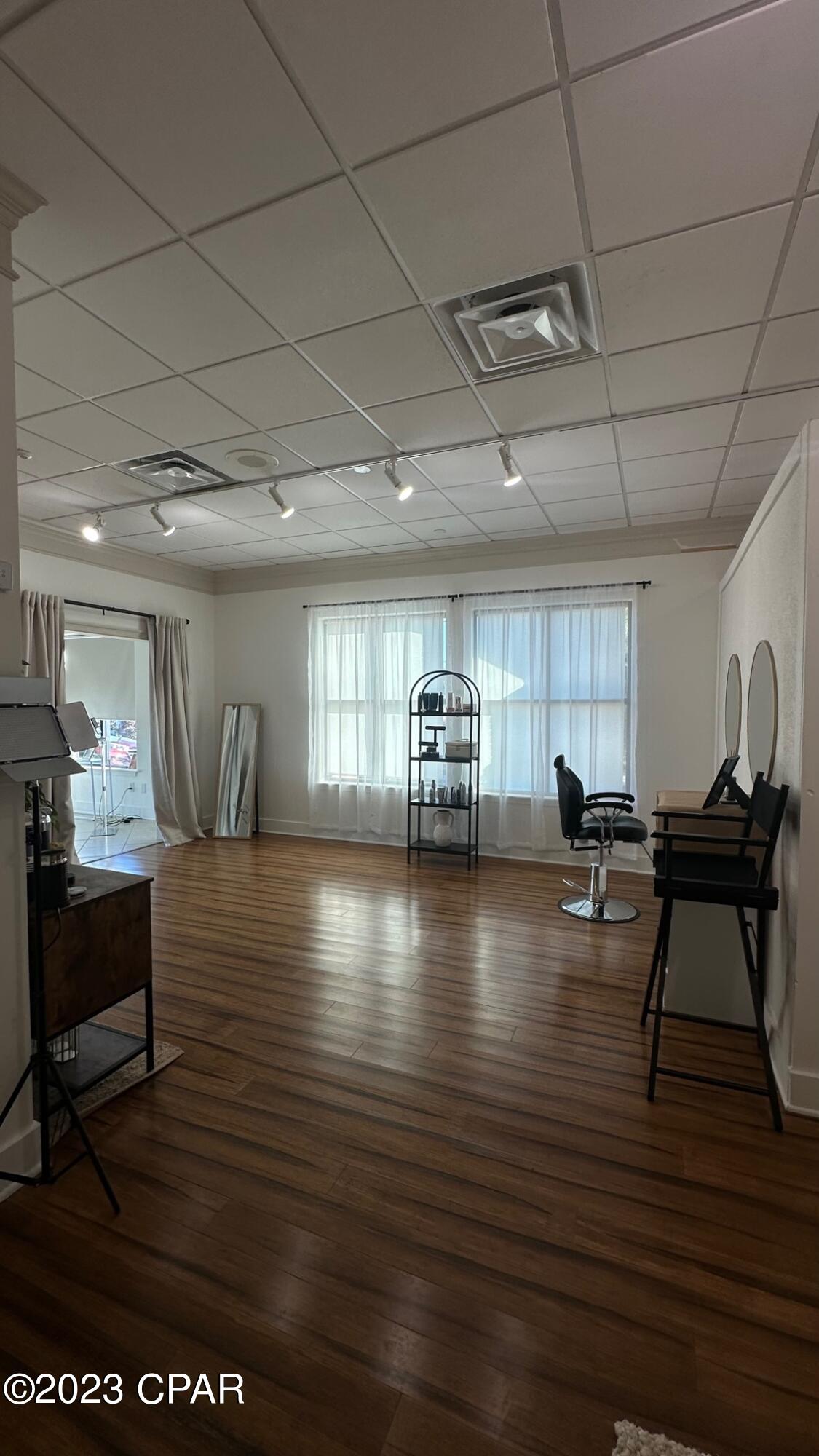 No Named Subdivision - Commercial Lease