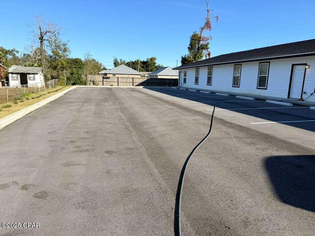 [No Recorded Subdiv] - Residential Lease