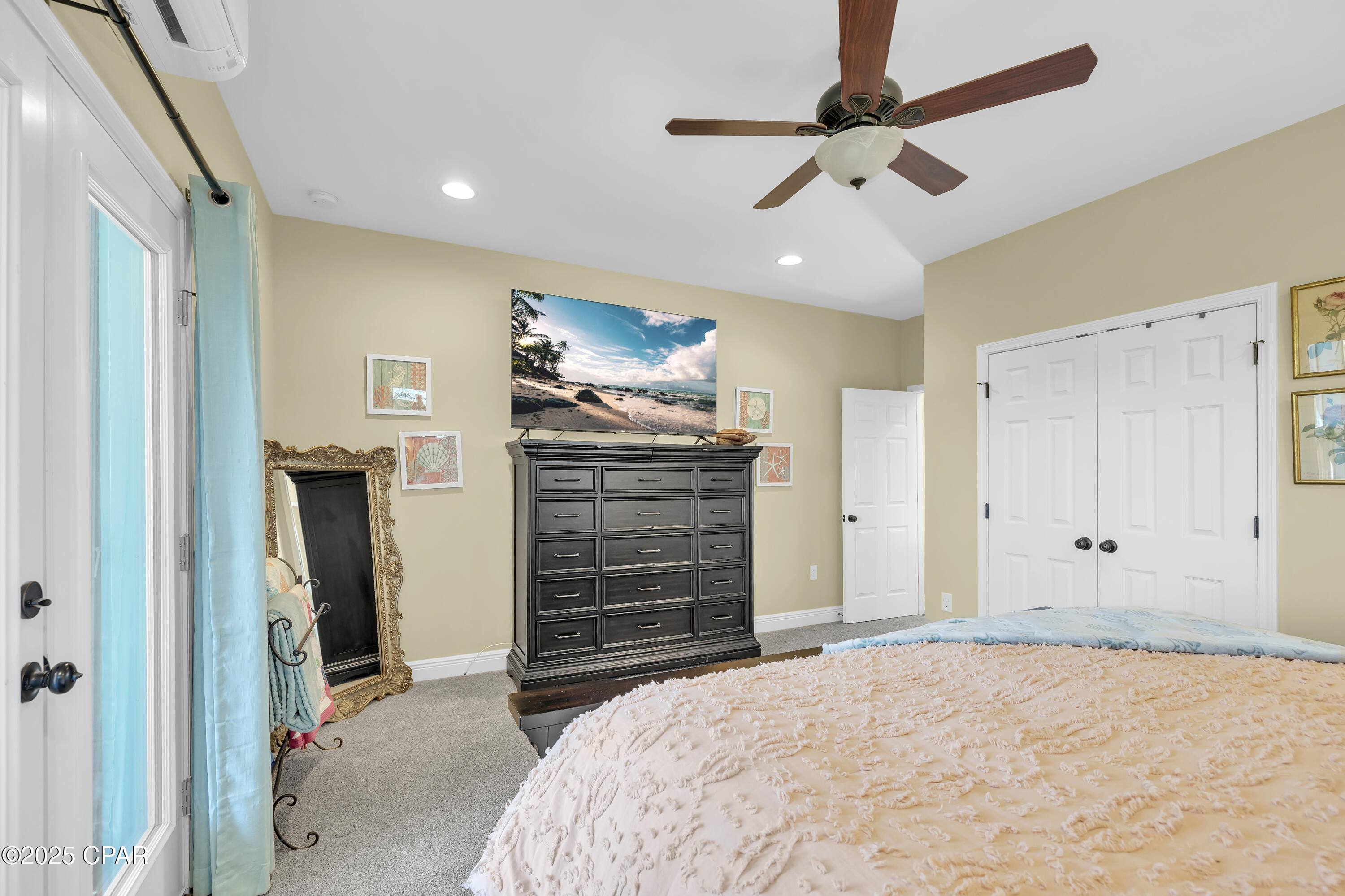 Hampton Harbor - Residential