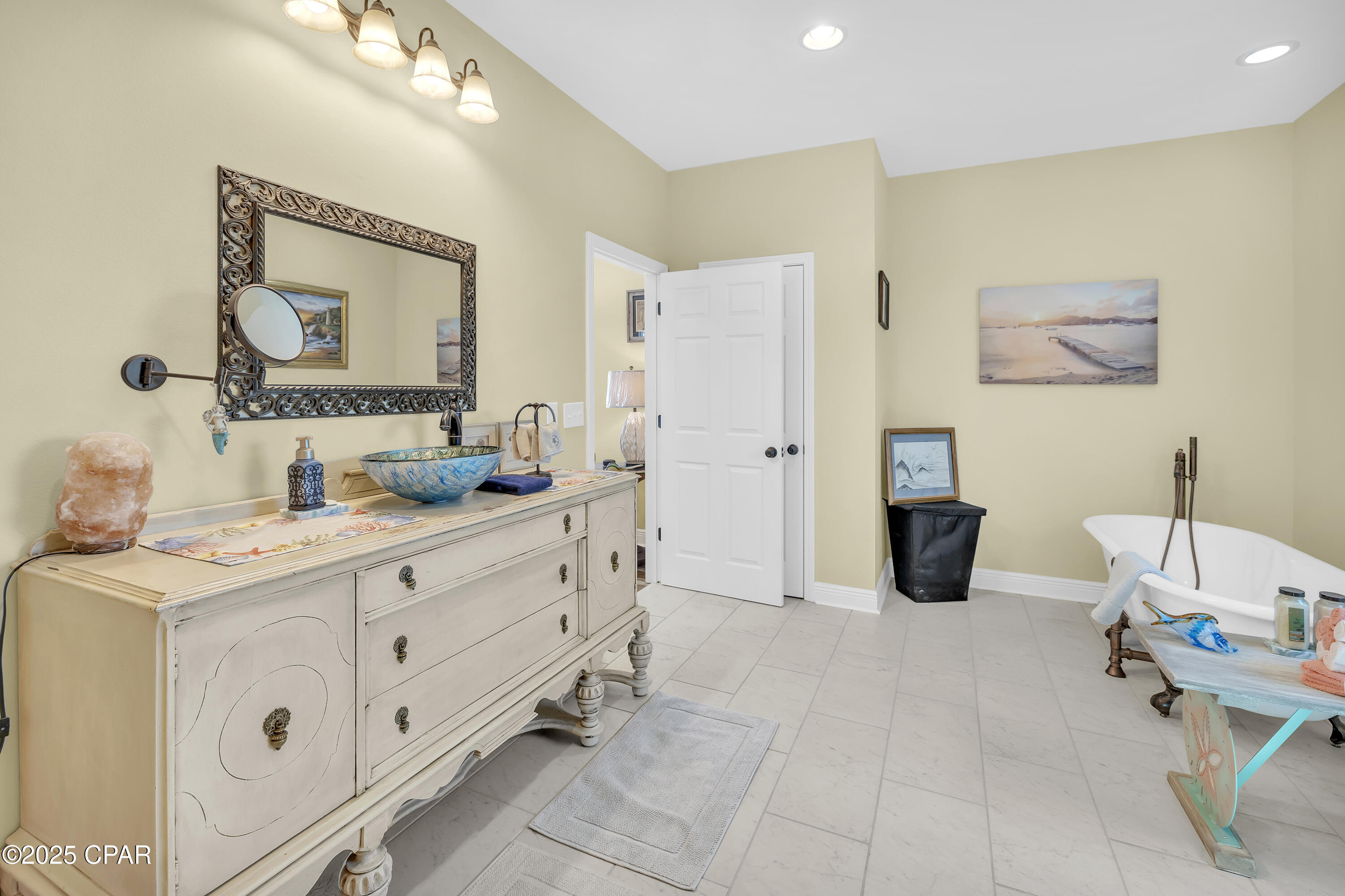 Hampton Harbor - Residential