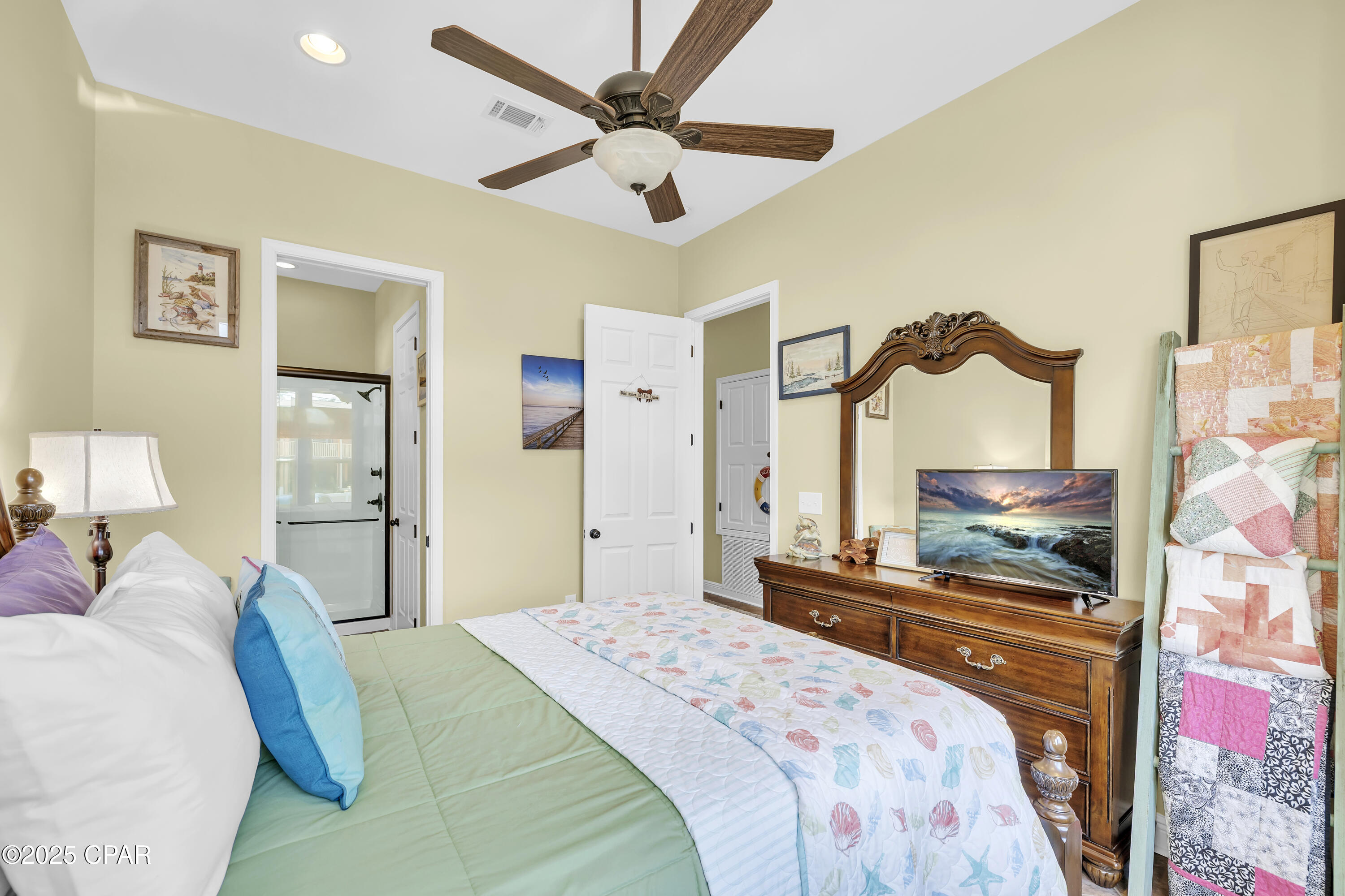 Hampton Harbor - Residential