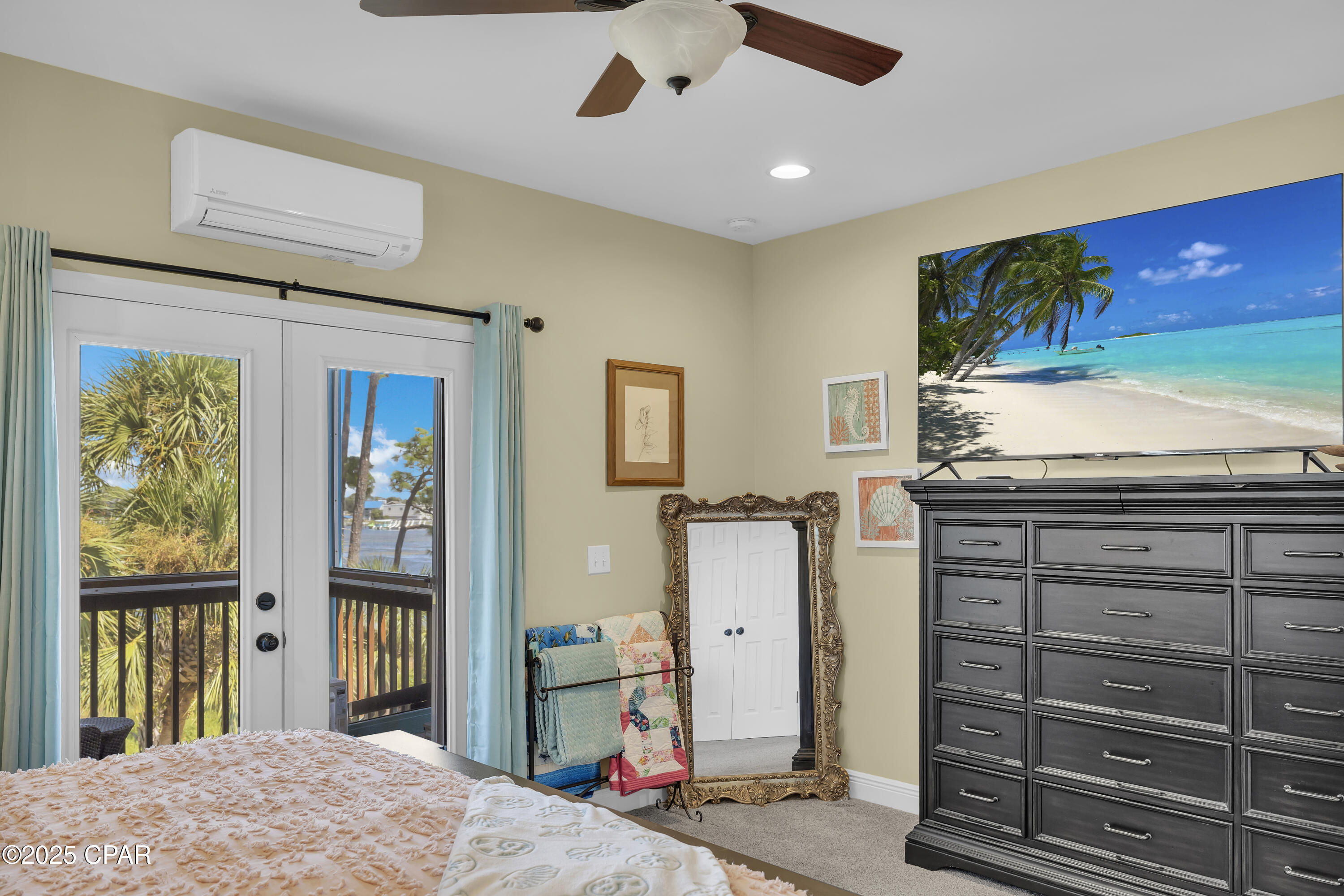 Hampton Harbor - Residential