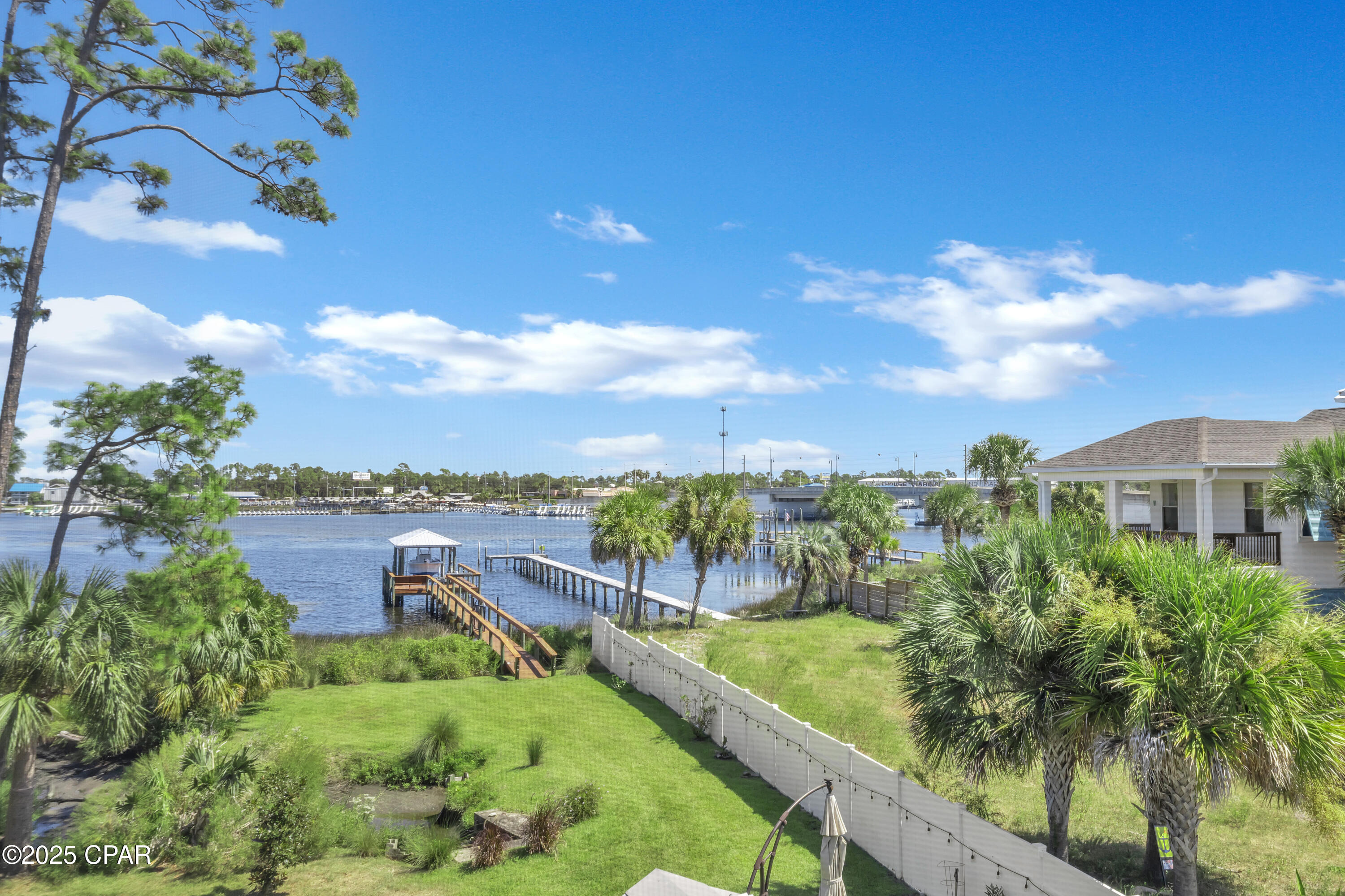 Hampton Harbor - Residential