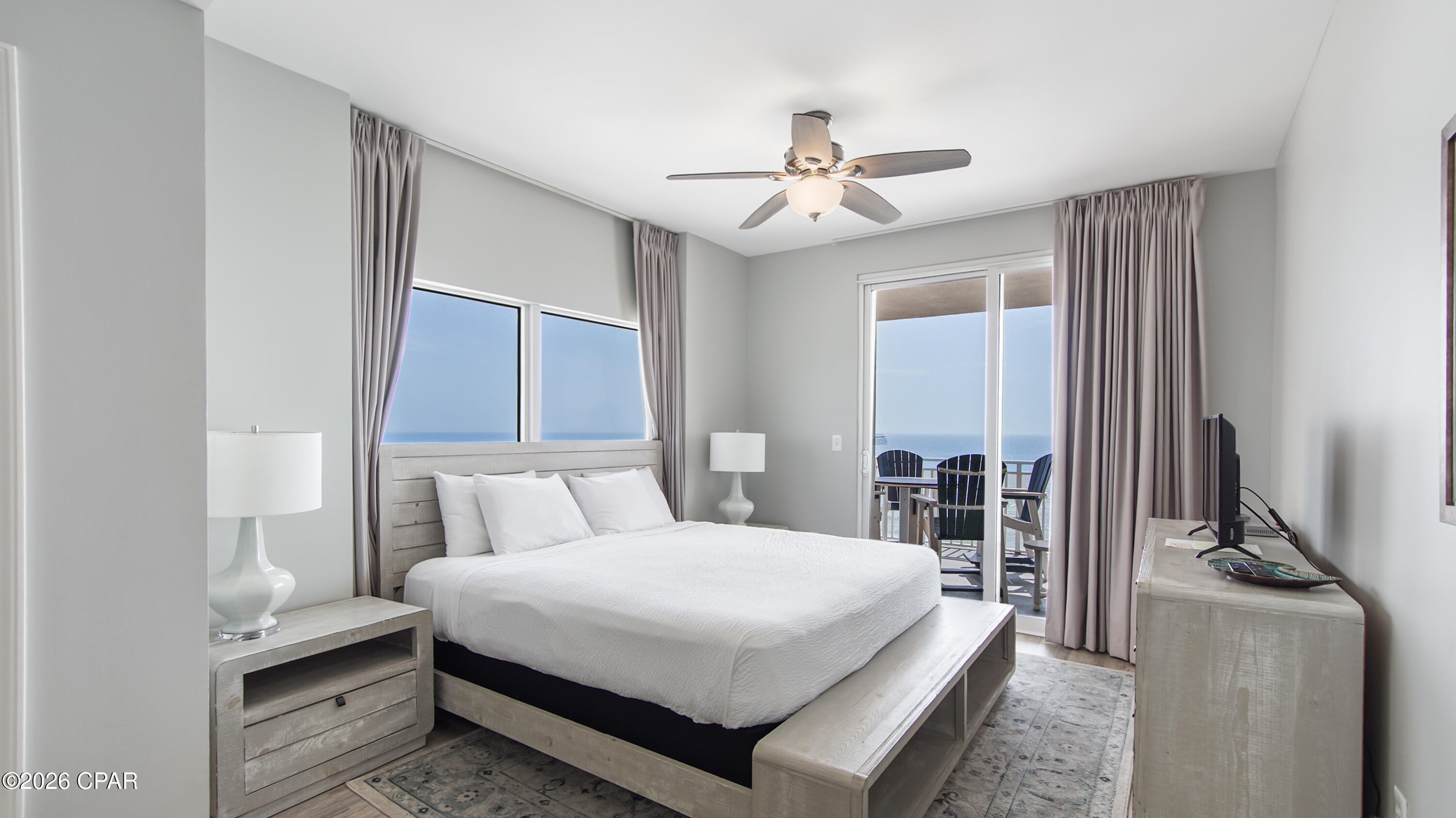 Splash Condo - Residential