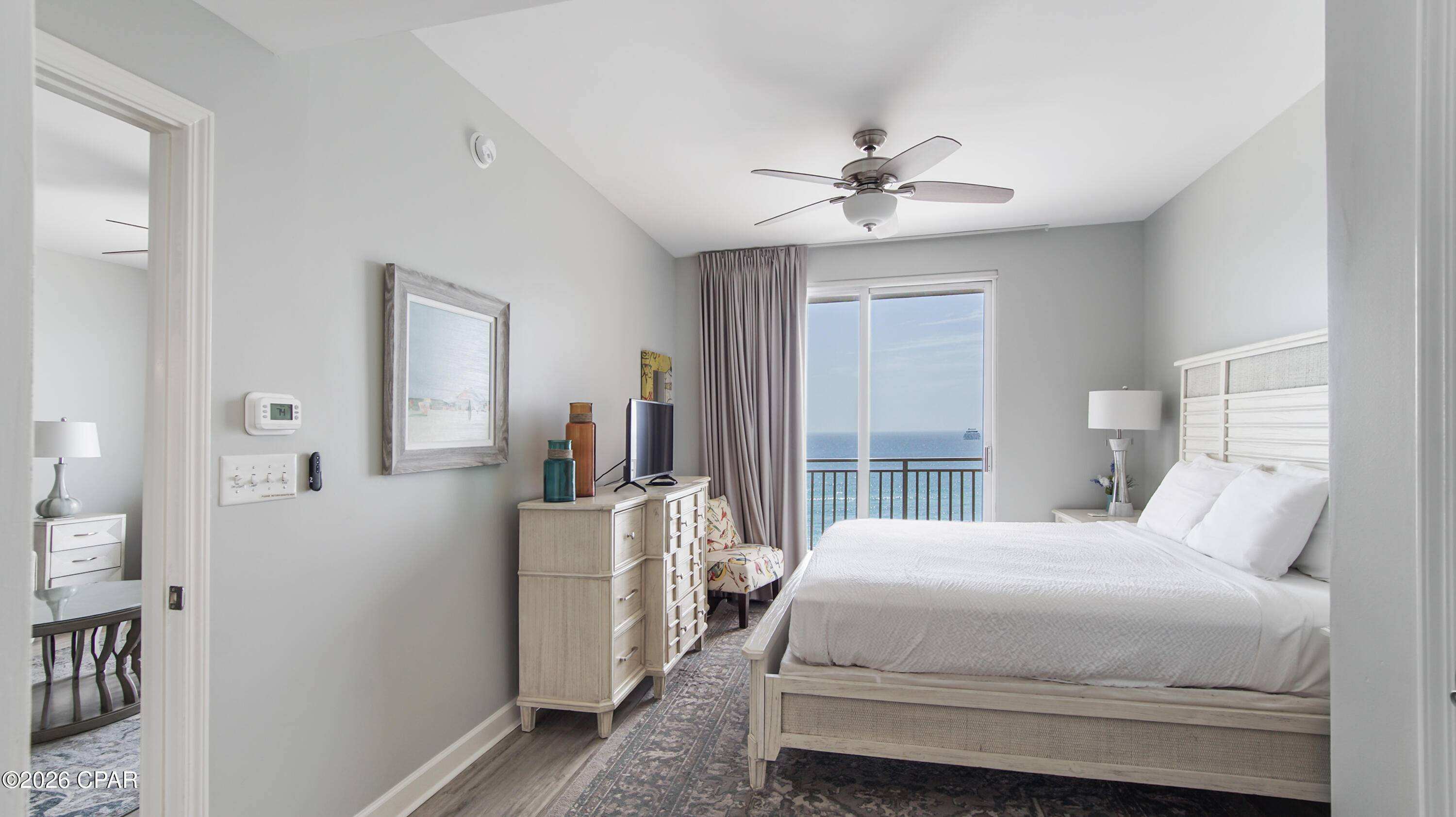 Splash Condo - Residential