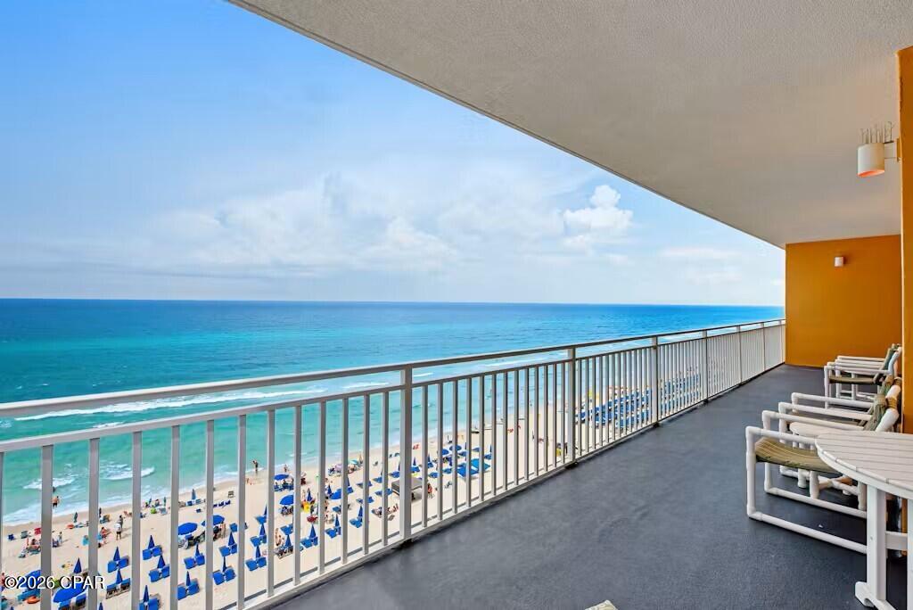 Splash Condo - Residential