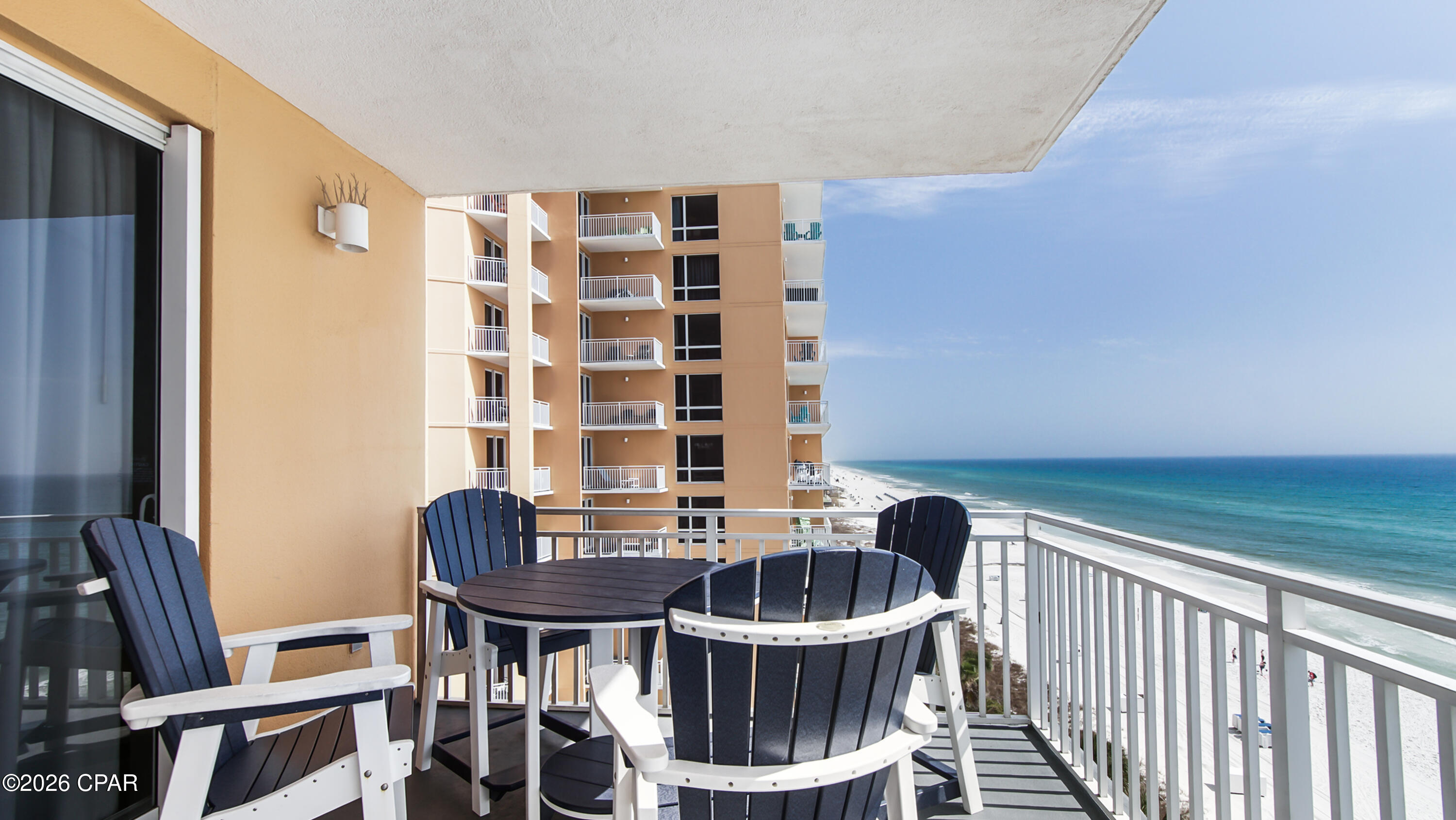 Splash Condo - Residential