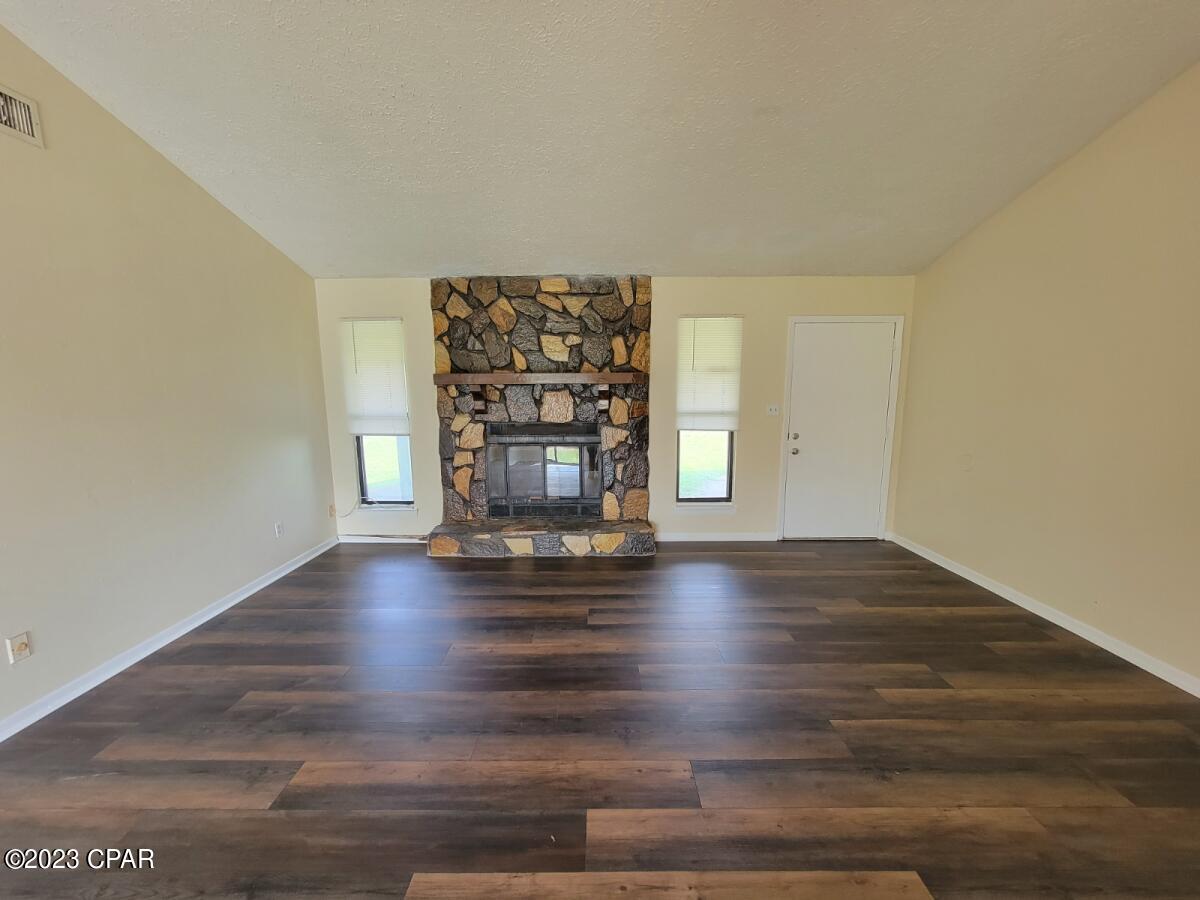 [No Recorded Subdiv] - Residential Lease