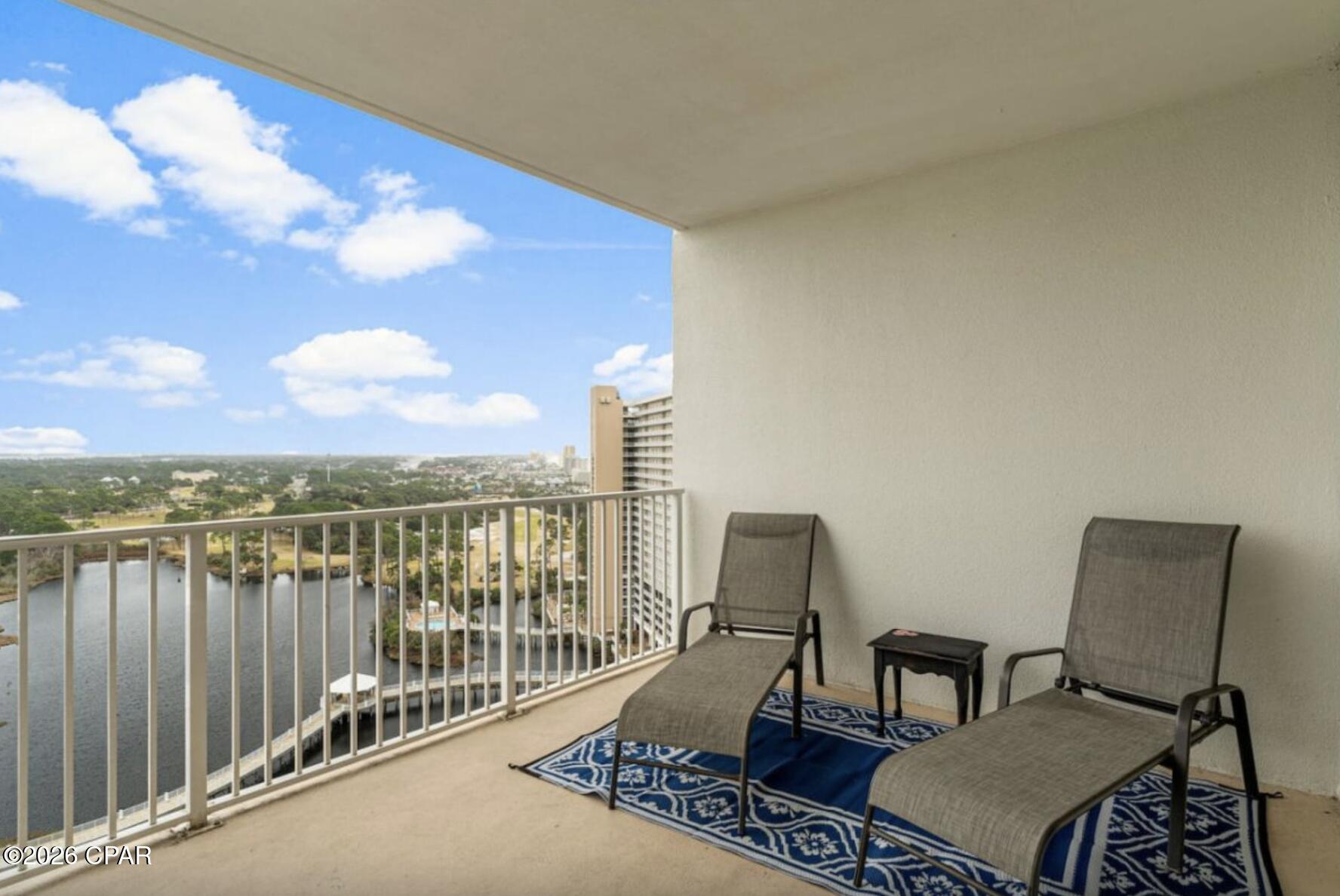 Laketown Wharf - Residential