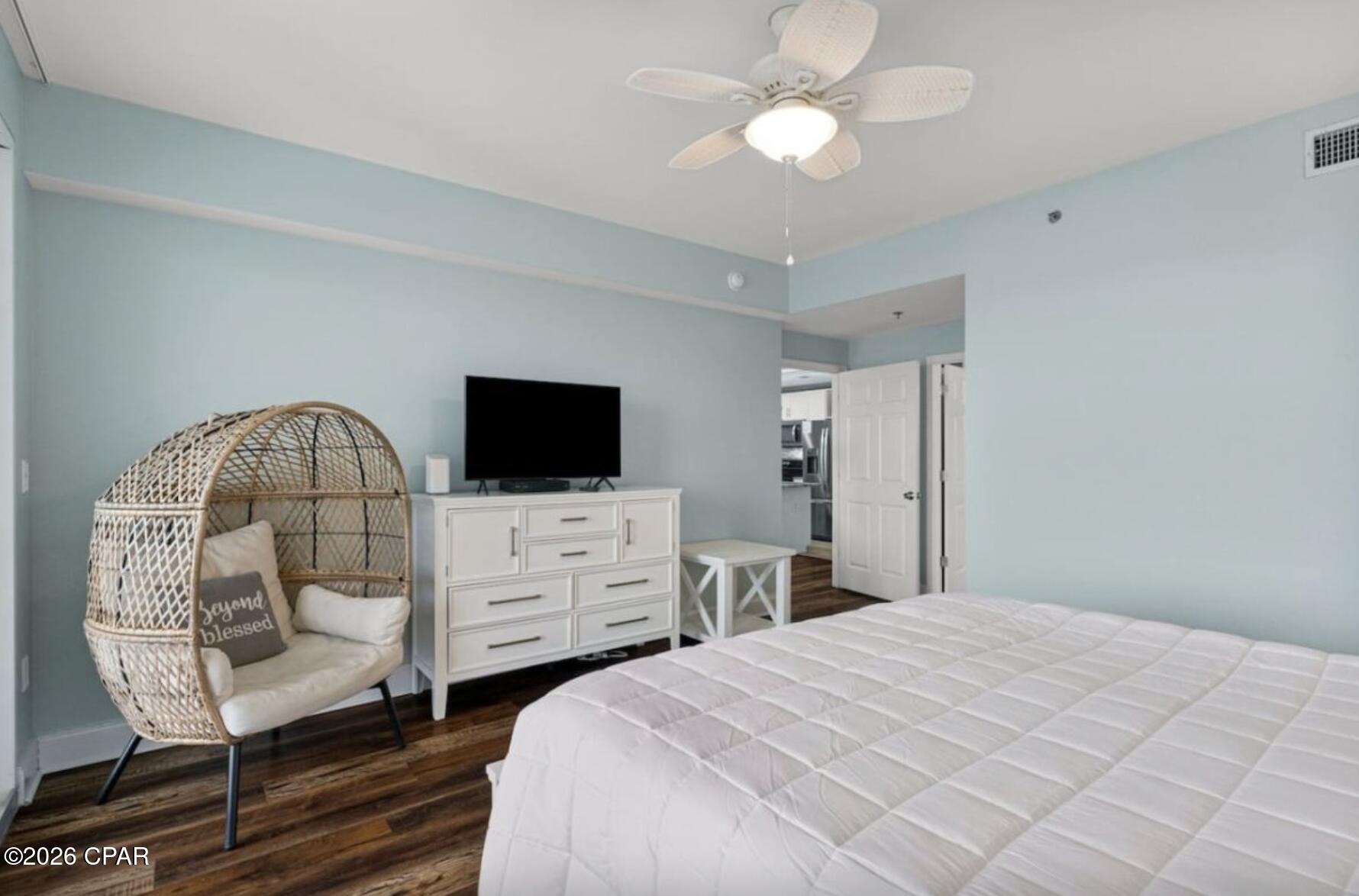 Laketown Wharf - Residential