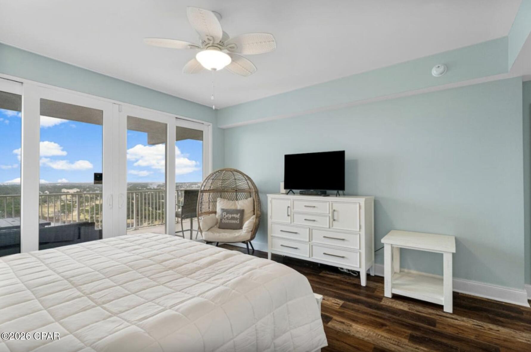 Laketown Wharf - Residential