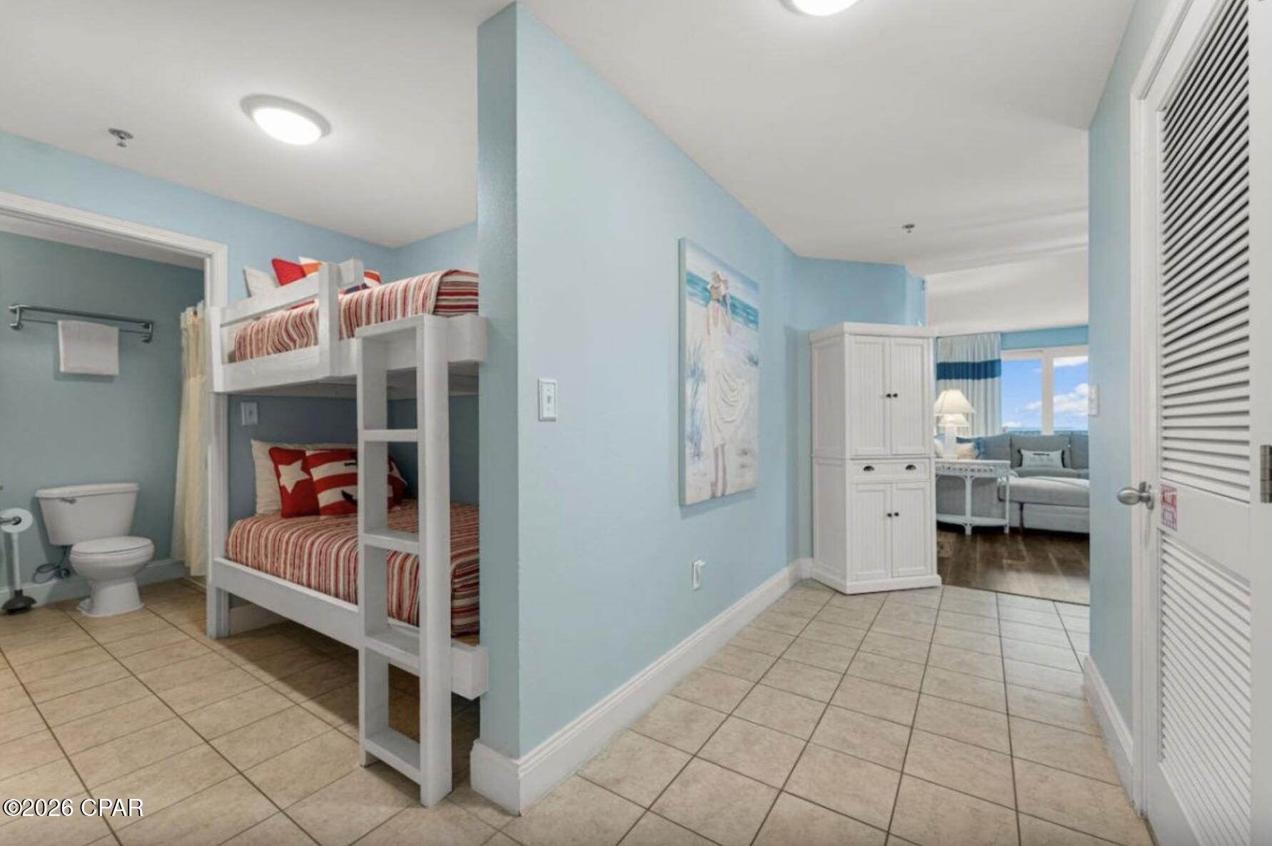 Laketown Wharf - Residential