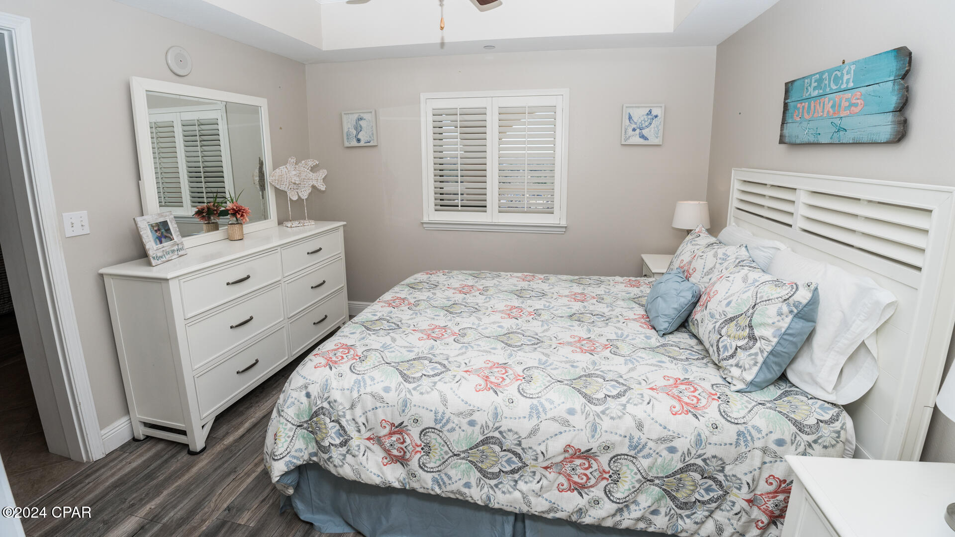 Magnolia Bay Club - Residential