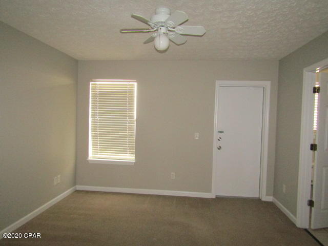 Palm Cove - Residential Lease