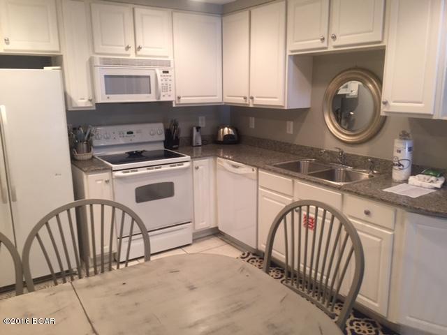 Splash Condo - Residential