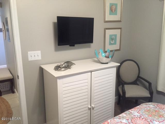 Splash Condo - Residential